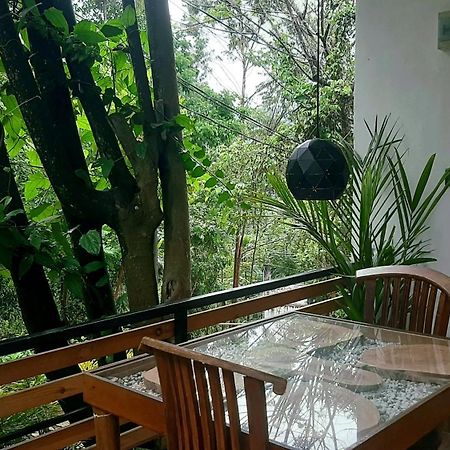 Dhanudi Homestay Ела Екстериор снимка