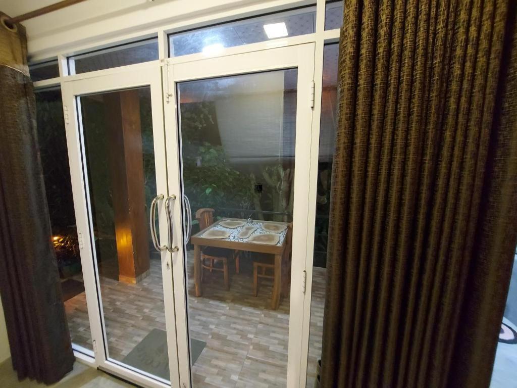 Dhanudi Homestay Ела Екстериор снимка