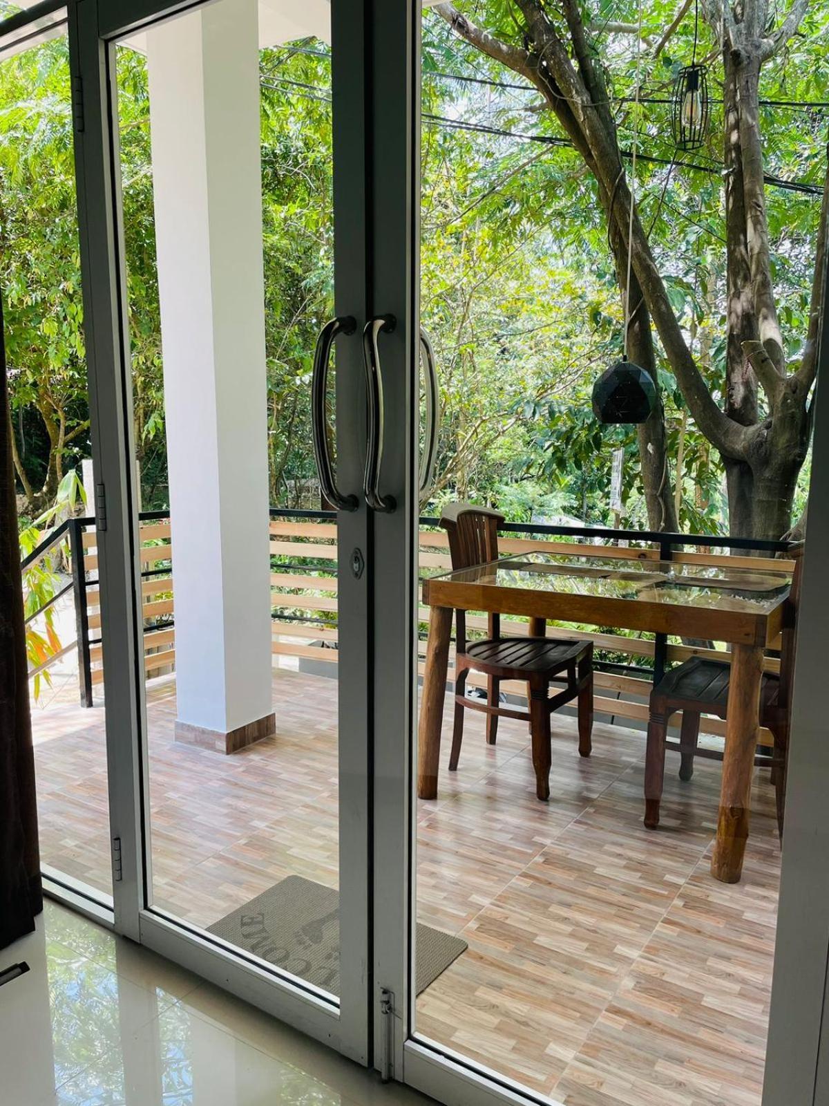 Dhanudi Homestay Ела Екстериор снимка